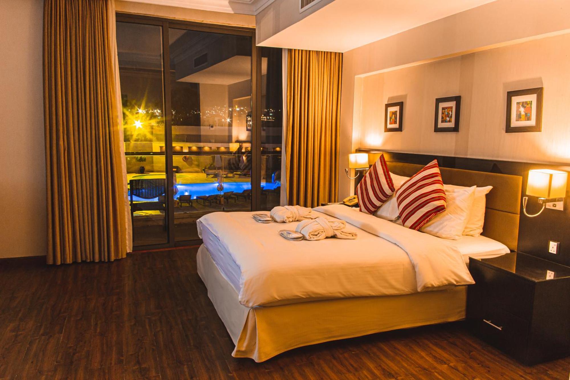 Oryx Hotel 5*
