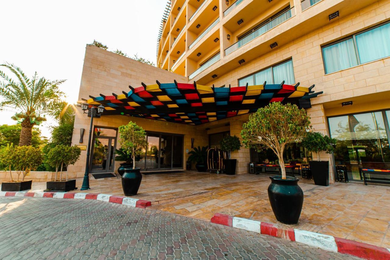 Oryx Hotel 5*